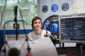 Ο Δημήτρης Αθανασιάδης διαλέγει τα 10 καλύτερα τραγούδια του 2018