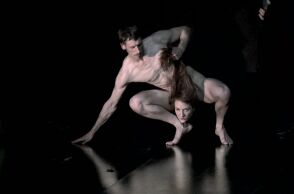 «New Piece I - Since she»: Ένας ύμνος για τη Γυναίκα, ένας θρήνος για την Ελλάδα από τη Pina Bausch & τον Δημήτρη Παπαϊωάννου