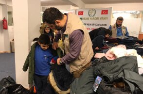 Η τουρκική ΜΚΟ İHH  δημοσίευσε φωτογραφικό υλικό στα social media από κάποια δράση της στην Αθήνα