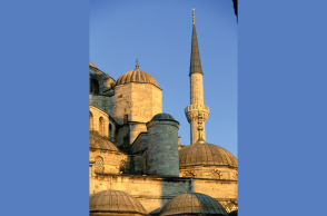 «Tι γίνεται με το τζαμί στην Παιανία;» 