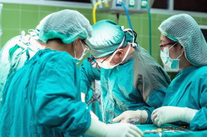 live-stream-surgery-for-patient-education.jpg