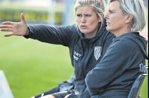 Προπονήτρια ποδοσφαίρου «τρολάρει» σεξιστή