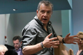 Σταύρος Θεοδωράκης 