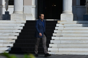 Ο Αλέξης Τσίπρας στην είσοδο του Μεγάρου Μαξίμου