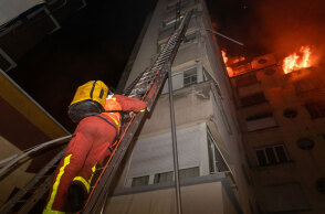 Φωτιά σε κτίριο στο Παρίσι