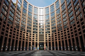 european-parliament-1265254_1920.jpg