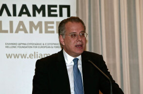 Γιώργος Κουμουτσάκος