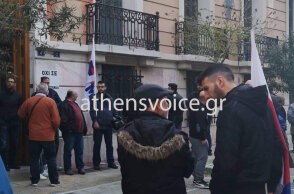 Κατάληψη του ΠΑΜΕ στα κεντρικά γραφεία της ΓΣΕΕ