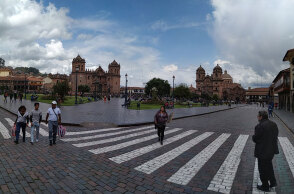 Cusco, πλατεία των Όπλων