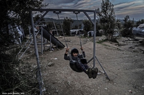 Προσφυγόπουλο στη Μόρια