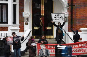 Τζούλιαν Ασάνζ