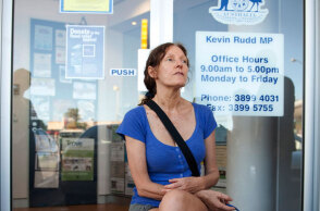 Η μητέρα του Τζούλιαν Ασάνζ