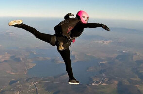#athensvoice & you @goskydivegreece