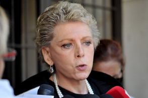 Έλενα Ακρίτα 