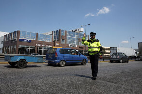 Η Τροχαία έχει λάβει έκτακτα μέτρα στις Εθνικές Οδούς για την ομαλή επιστροφή των εκδρομέων