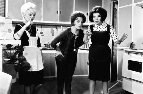 Νίτσα Μαρούδα - Μαίρη Αρώνη - Τζένη Καρέζη 