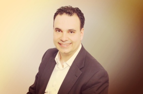 Ζακ Λεβής κατεβαίνει υποψήφιος με τη δημοτική παράταξη του Κώστα Μπακογιάννη «Αθήνα Ψηλά