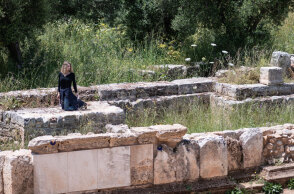Σοφία Χιλλ, αρχαίο θέατρο Απτέρας