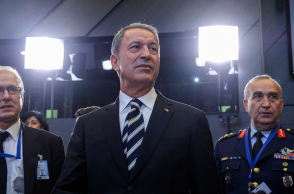 Ο υπουργός Άμυνας της Τουρκίας Χουλουσί Ακάρ