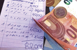 rodos-apodeixi-touristes