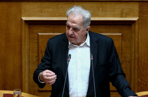 Αλέκος Φλαμπουράρης 