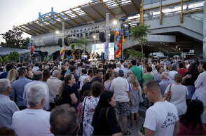 Τελετή εγκαινίων για την «έξυπνη» πλατεία στον σταθμό ΗΣΑΠ «Μαρούσι»