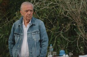 Σταύρος Τσιώλης