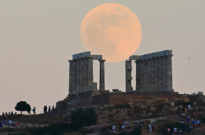 Πανσέληνος στο Σούνιο