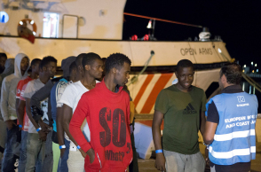 Μετανάστες στο πλοίο ισπανικής ΜΚΟ, Open Arms