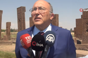 Αχμέτ Χαλούκ Ντουρσούν