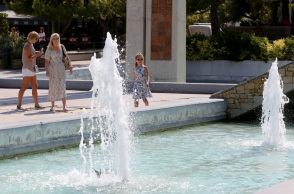 Πλατεία Νέας Σμύρνης © ΑΠΕ-ΜΠΕ/Παντελής Σαίτας