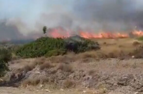 Μεγάλη πυρκαγιά στο Λαγονήσι