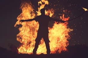 fire-2593636_1920_1.jpg