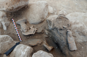 Ταφή με ειδώλιο σφίγγας