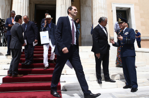 Απόστολος Βεσυρόπουλος