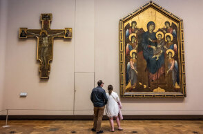 Έργα του Ιταλού ζωγράφου Τσιμαμπούε στο Λούβρο