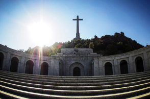 Μνημείο για τον Φράνκο στην Κοιλάδα των Πεσόντων