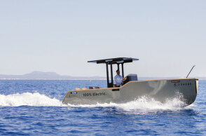 kentriki-electric-boat-1.jpg