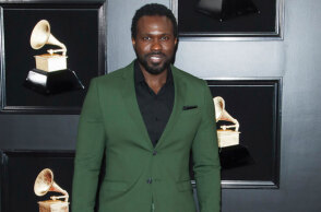 Ο ηθοποιός και τραγουδιστής Τζόσουα Χένρι