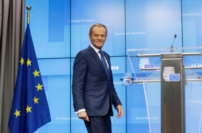 Ντόναλντ Τουσκ