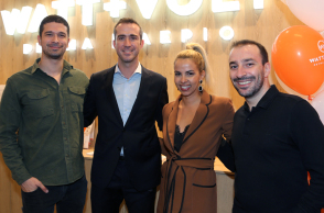 Λαμπερό πάρτι εγκαινίων από τη WATT+VOLT στο Περιστέρι