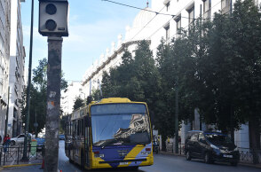 Κάμερα στη λεωφορειολωρίδα - τρόλεϊ