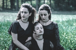 «Τρεις αδερφές», Άντον Τσέχοφ, Τσέζαρις Γκραουζίνις, Θέατρο ΕΜΣ