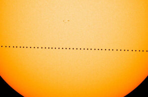 Η διάβαση του Ερμή από τον Ήλιο