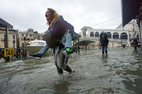 Πλημμύρισε η Βενετία