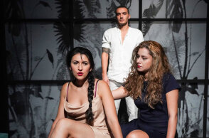 «Ντέστινυ», Άκης Δήμου, Small Argo full of Art