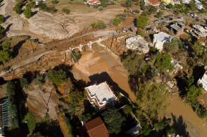 Drone κατέγραψε αποκαλυπτικές εικόνες από τις πλημμύρες στην Κινέτα