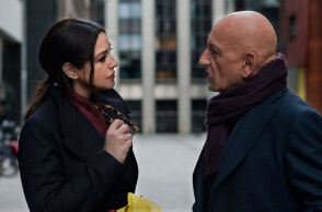 «Δίκτυο κατασκόπων (Spider in the web)», διαγωνισμός, προσκλήσεις, avant premiere, Athens Voice, Athens Voice Radio 102.5