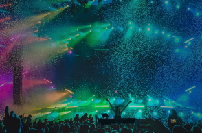 xenia_ghali_crowd.jpg
