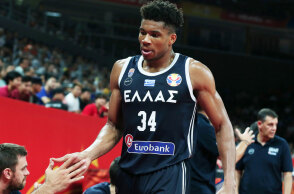 ΓΙΑΝΝΗΣ ΑΝΤΕΤΟΚΟΥΝΜΠΟ